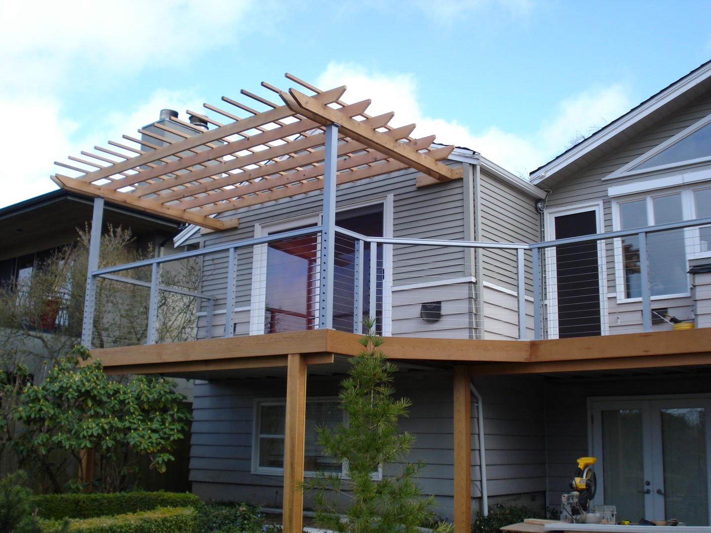 Stainless Steel Cable Railing | CrystaLite, Inc.