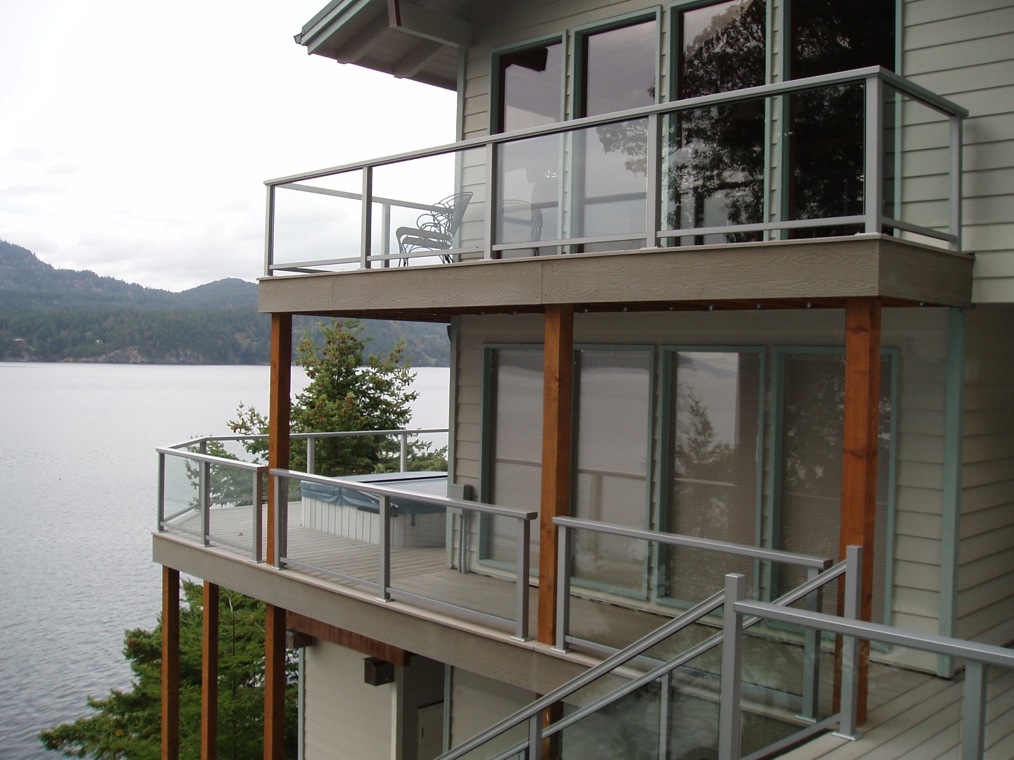Railing Photo Gallery | CrystaLite, Inc.