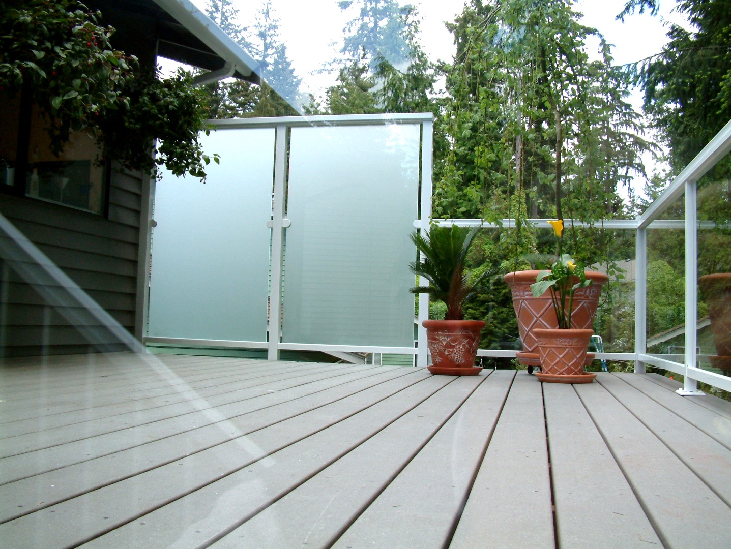 Glass Railing | CrystaLite, Inc.